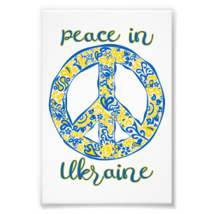 Pacific peace sign quote in Ukrainian flag colours