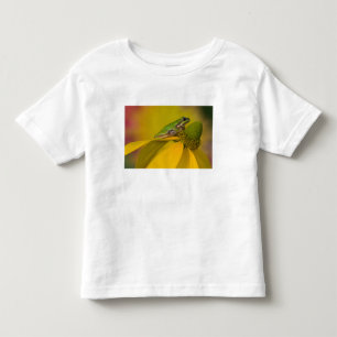 Pacific tree frog on flowers in our garden toddler t-shirt