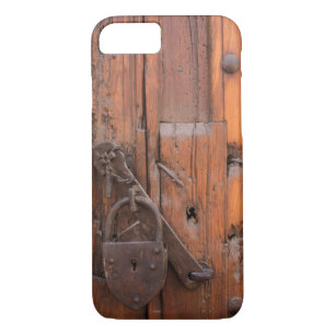 Padlock on wooden door Case-Mate iPhone case