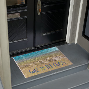 Paillasson Aller à la plage avec de l'eau turquoise et du sa