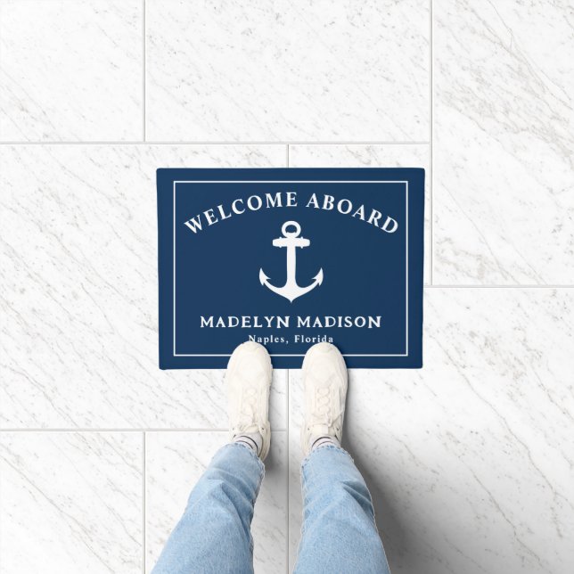 Paillasson Bienvenue à bord Nautical Navy Blue Boat Nom Ancre (Intérieur)