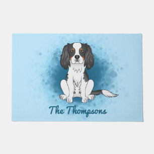 Paillasson Cavalier King Charles Spaniel tricolore sur fond b