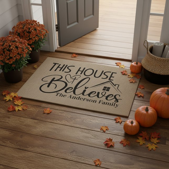 Paillasson Cette Maison croit la tradition chrétienne (This House Believes Custom Christian Doormat)