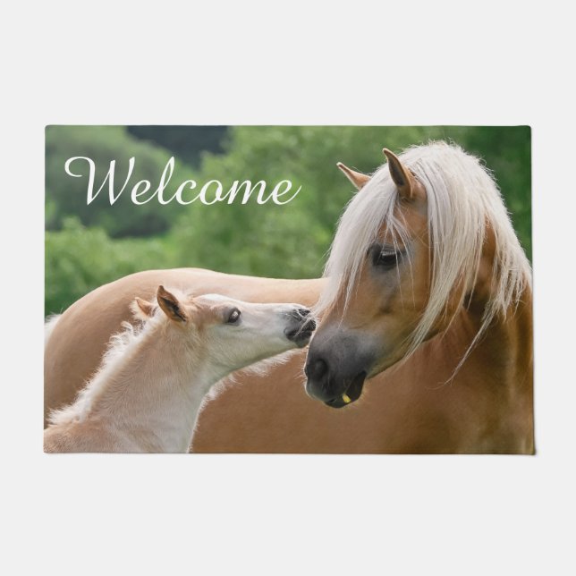 Paillasson Chevaux poulain de Haflinger et photo de baiser de (Devant)