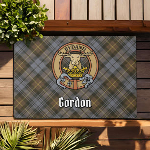 Paillasson Clan Gordon Crest sur Tartan Patiné
