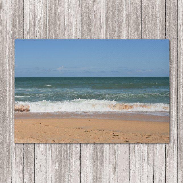 Paillasson Des Vagues De Plage S'Écrasent Sur Le Bord De Mer (Créateur téléchargé)