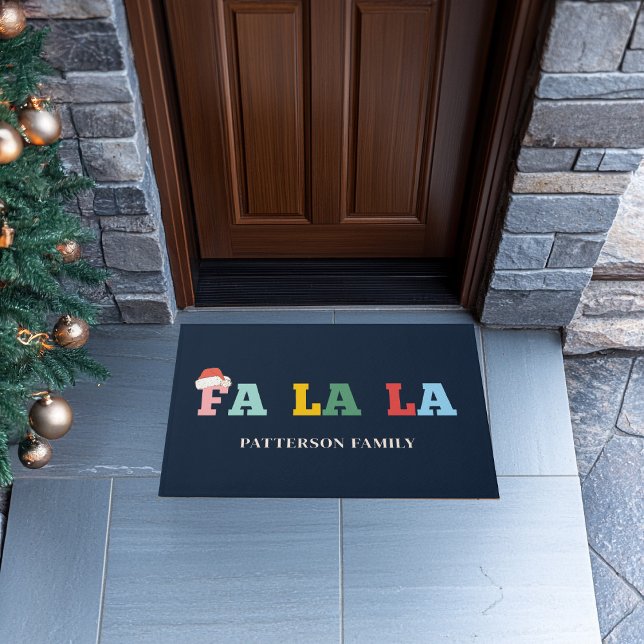 Paillasson FA LA Père Noël-Casquette Typographie de script Fa (FA LA LA Santa-Hat Script Typography Custom Family Doormat)