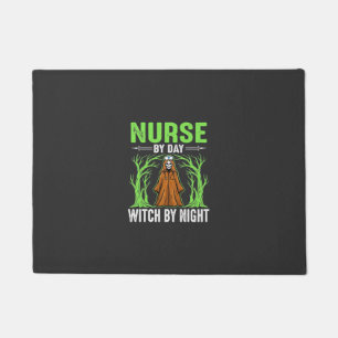 Paillasson Infirmière le jour sorcière la nuit design Hallowe