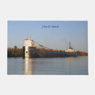 Paillasson John D. Leitch porte mag