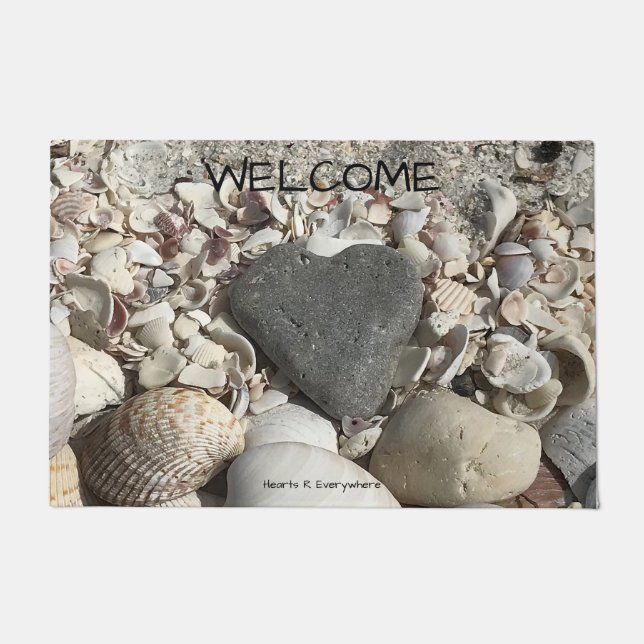 Paillasson Pierre grise de coeur sur la grande natte de plage (Devant)