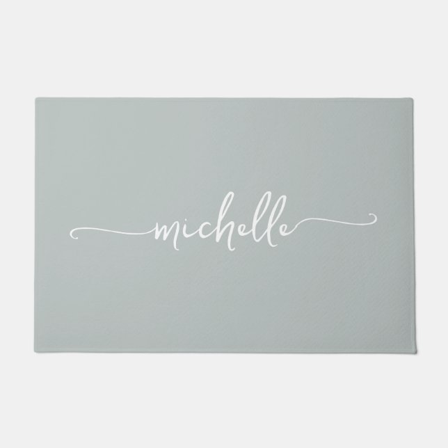 Paillasson Sage moderne Vert Monogramme Nom Script (Devant)
