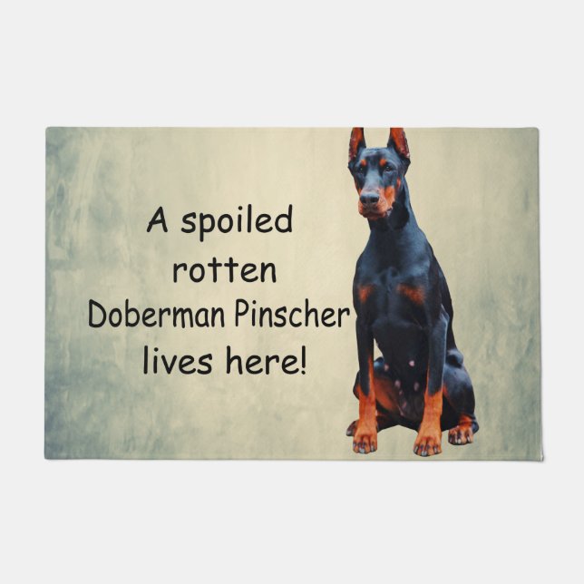 Paillasson Un Doberman Pinscher Tourné Vit Ici (Devant)