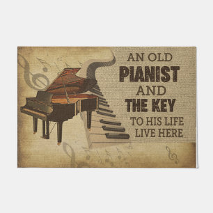 Paillasson Un Vieux Pianiste Et La Clé De Sa Vie Vivent Ici