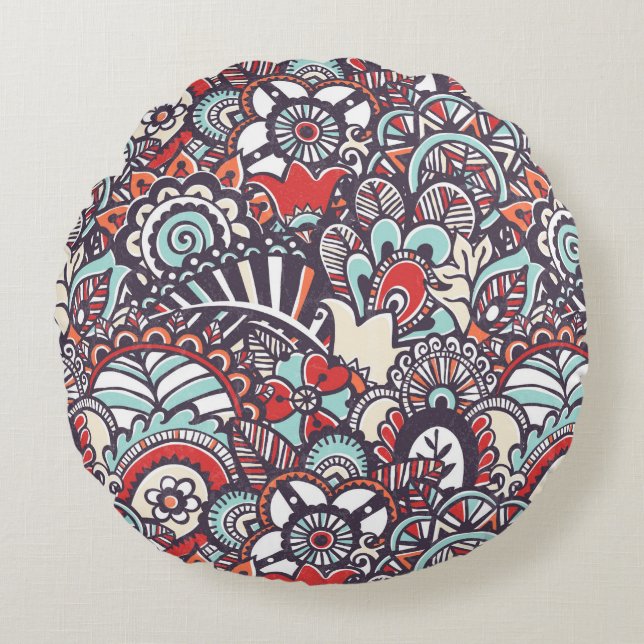 Paisley Floral Doodle Pattern Round Pillow (Front)
