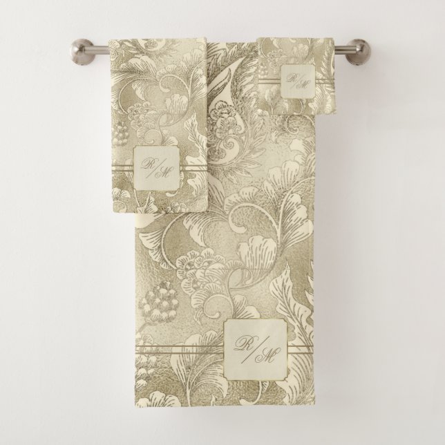 Paisley Garden Floral Monogram Gold/Gold ID750 (En situation)