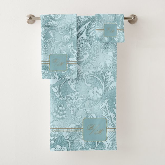 Paisley Garden FloraMonogram Cadet Blue/Gold ID750 Bath Towel Set (Insitu)