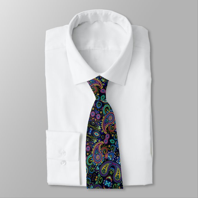 Paisley Tie (Tied)