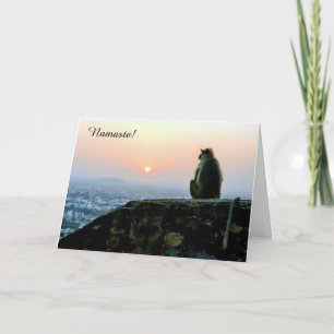 Paix sur Terre Singe au coucher du soleil Carte de