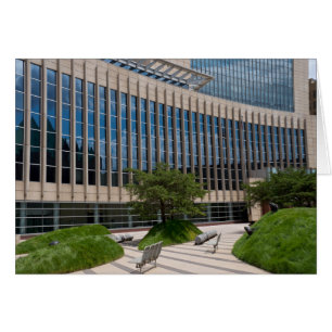 Palais de justice Façade et Plaza à Minneapolis