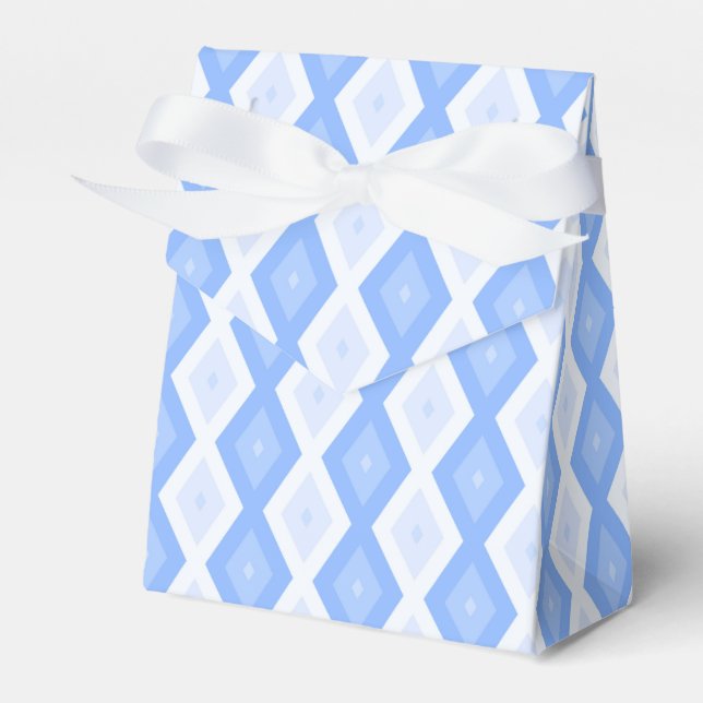 Pale blue diamond pattern favor box (Front Side)