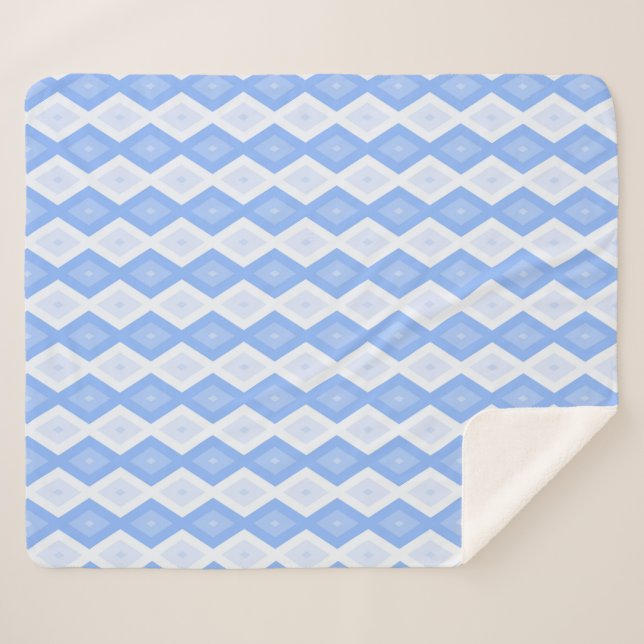 Pale blue diamond pattern sherpa blanket (Front (Horizontal))