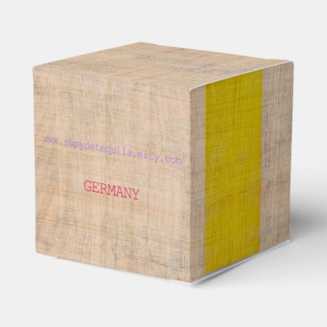 Pale Colour Rustic Favor Box (Back Side)
