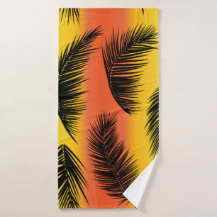 Palm tree leaves: seamless pattern. bath towel