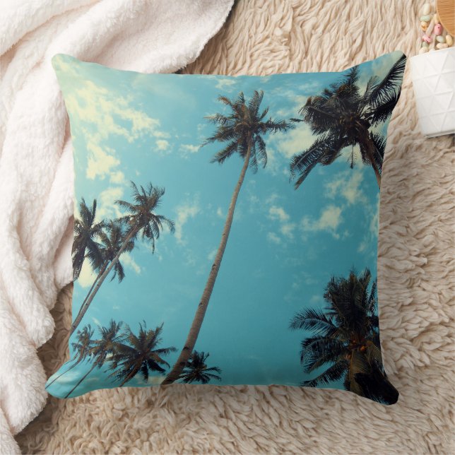 Palm trees and the sky throw pillow (Blanket)