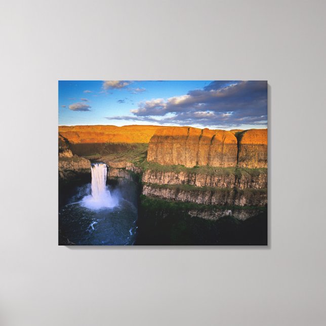 Palouse Falls in Washington Canvas Print (Front)