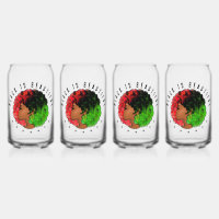 Pan Africaine noire femme rouge vert orgueil afro