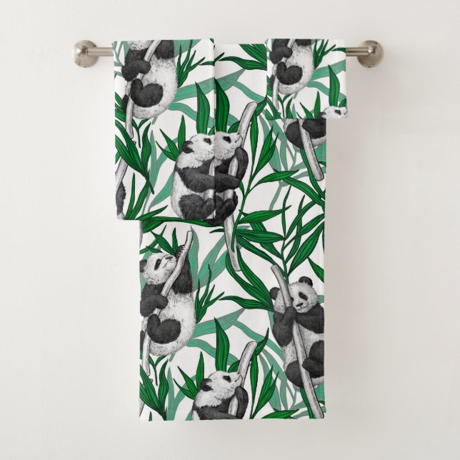 Panda cubs on bath towel set (Insitu)