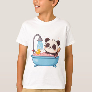 panda prendre un bain enfants T-shirt