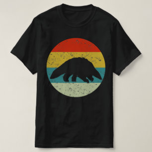 pangolin retro vintage silhouette 70s T-Shirt