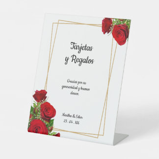 Panneau de cartes et de cadeaux de mariage aux ros