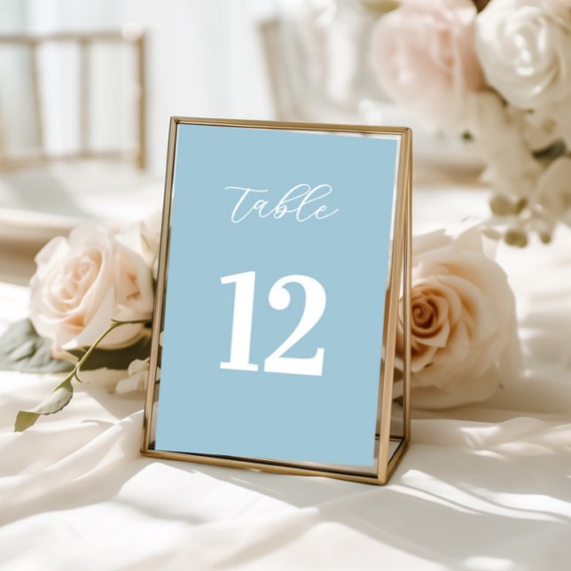 Panneau de numéros de table bleu simple (table numbers, light blue decor, wedding tables, bridal shower, baptism party, simple minimalist)