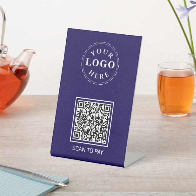 Panneau de socle bleu 'Scan to Pay' avec code QR e (In SItu)