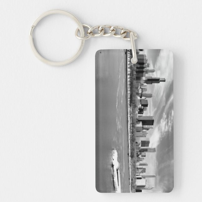 Panoramic view of Chicago skyline in winter Keychain (Front)