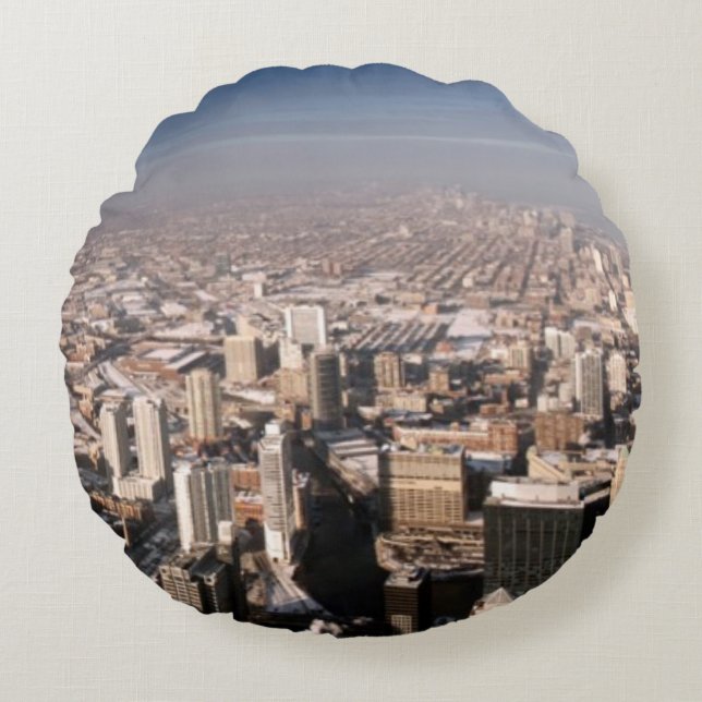 Panoramic view of the city round pillow (Front)