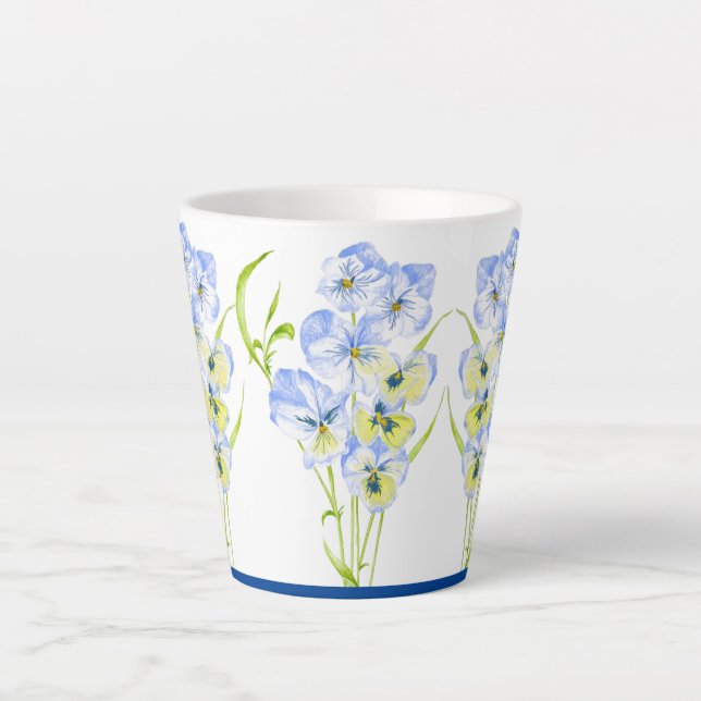 Pansies bleues Icy sur une petite Mug en latte (Devant)