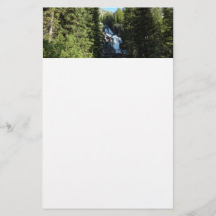 Papeterie Hidden Falls dans le parc national de Grand Teton