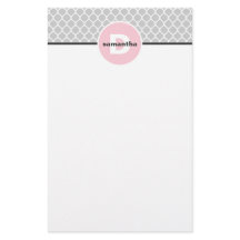Monogramme rose et argenté de Quatrefoil