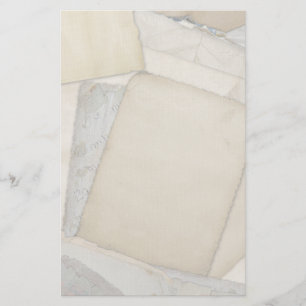 Papeterie Papier à papier recouvert d'un vieux livre