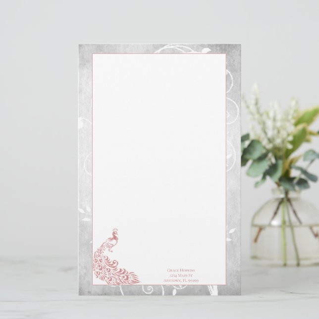 Papeterie Papier Peacock rose (Debout devant)