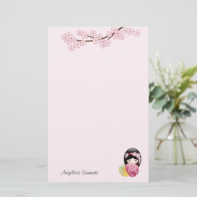 Papeterie Spring Kokeshi Doll mignonne Geisha Girl rose (Debout devant)