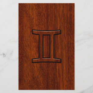 Papeterie Symbole Gemini Zodiac sur l'acajou comme décor