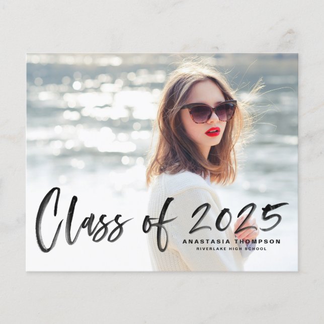 Papier Black Bush Lettering Photo Graduation Invitation (Devant)