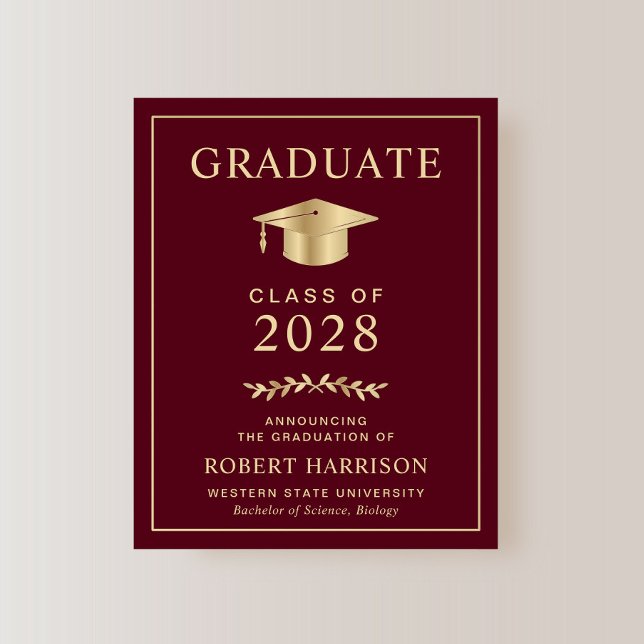 Papier Budget Bourgogne Gold Graduation Faire-part (An elegant college graduation announcement to celebrate the graduate's achievements)