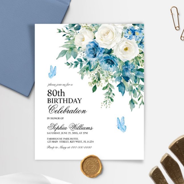 Papier Budget Dusty Blue Flowers 80th Birthday invitation (Créateur téléchargé)