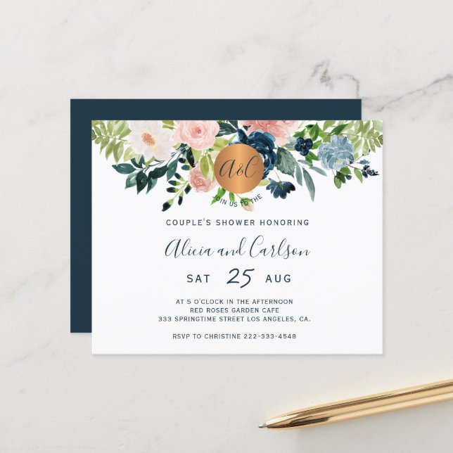 Papier Budget élégant couple floral douche invitation (Devant/Arrière en situation)