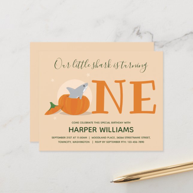 Papier Budget Shark Un Citrouille Premier Invitation d'an (Devant/Arrière en situation)